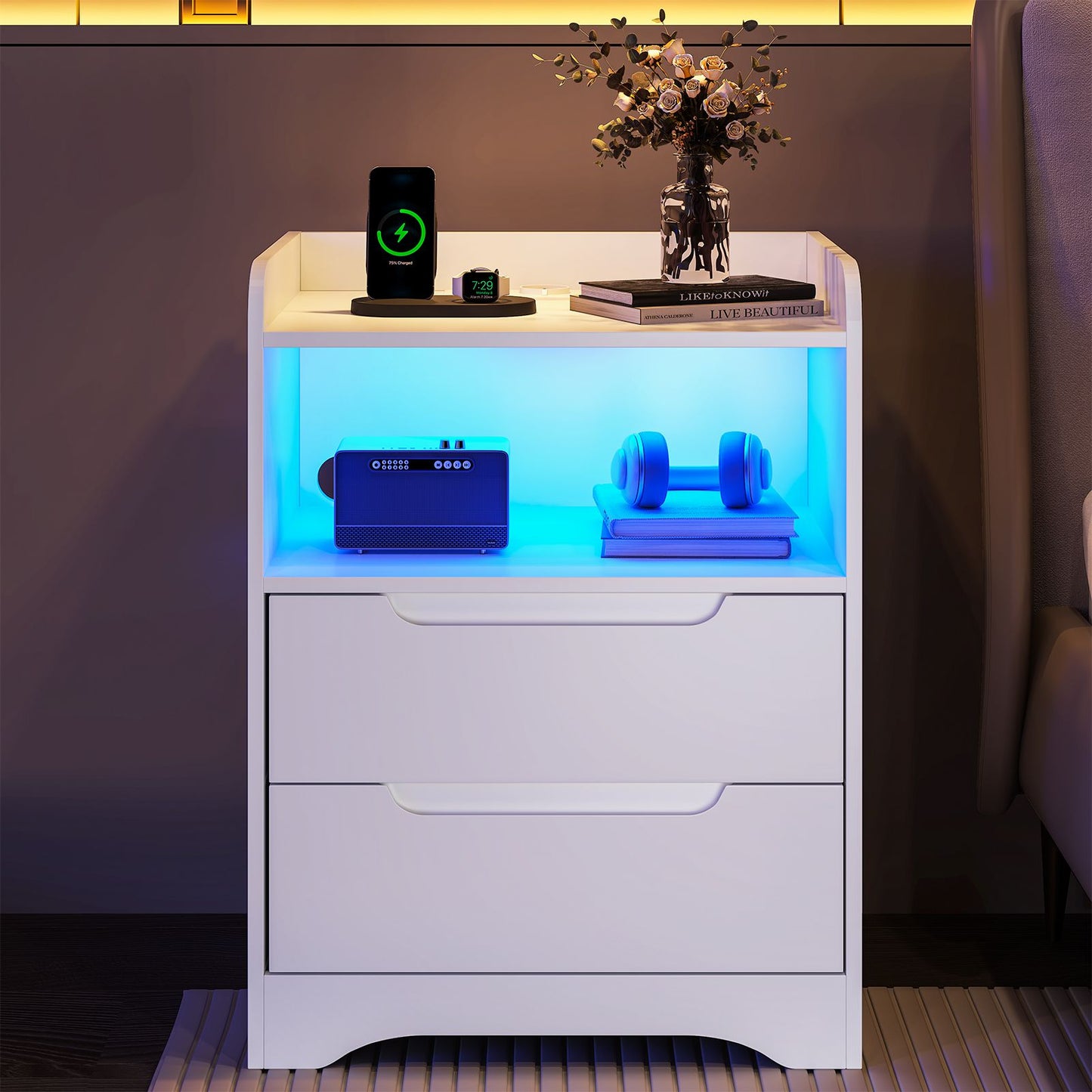 Brinlawb Nachttisch mit LED Beleuchtung und Ladestation 2 AC Steckdosen 2 USB Anschlüsse Nachtschrank mit 2 Schubladen und 1 Offenes